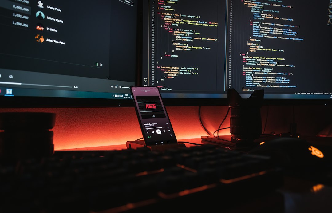 Pengembangan Aplikasi Web dan Mobile EMC